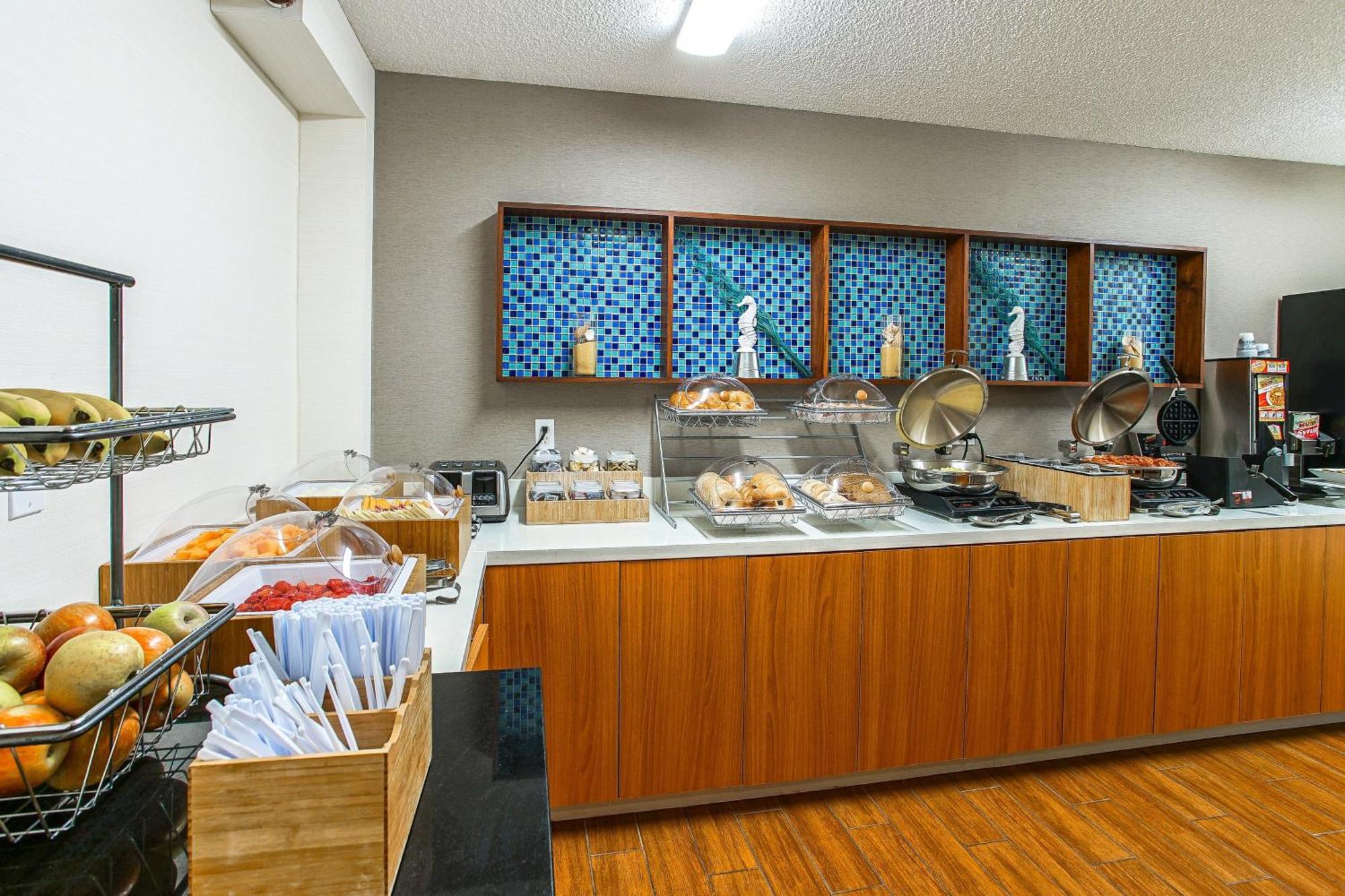 Springhill Suites By Marriott Savannah Midtown Екстериор снимка