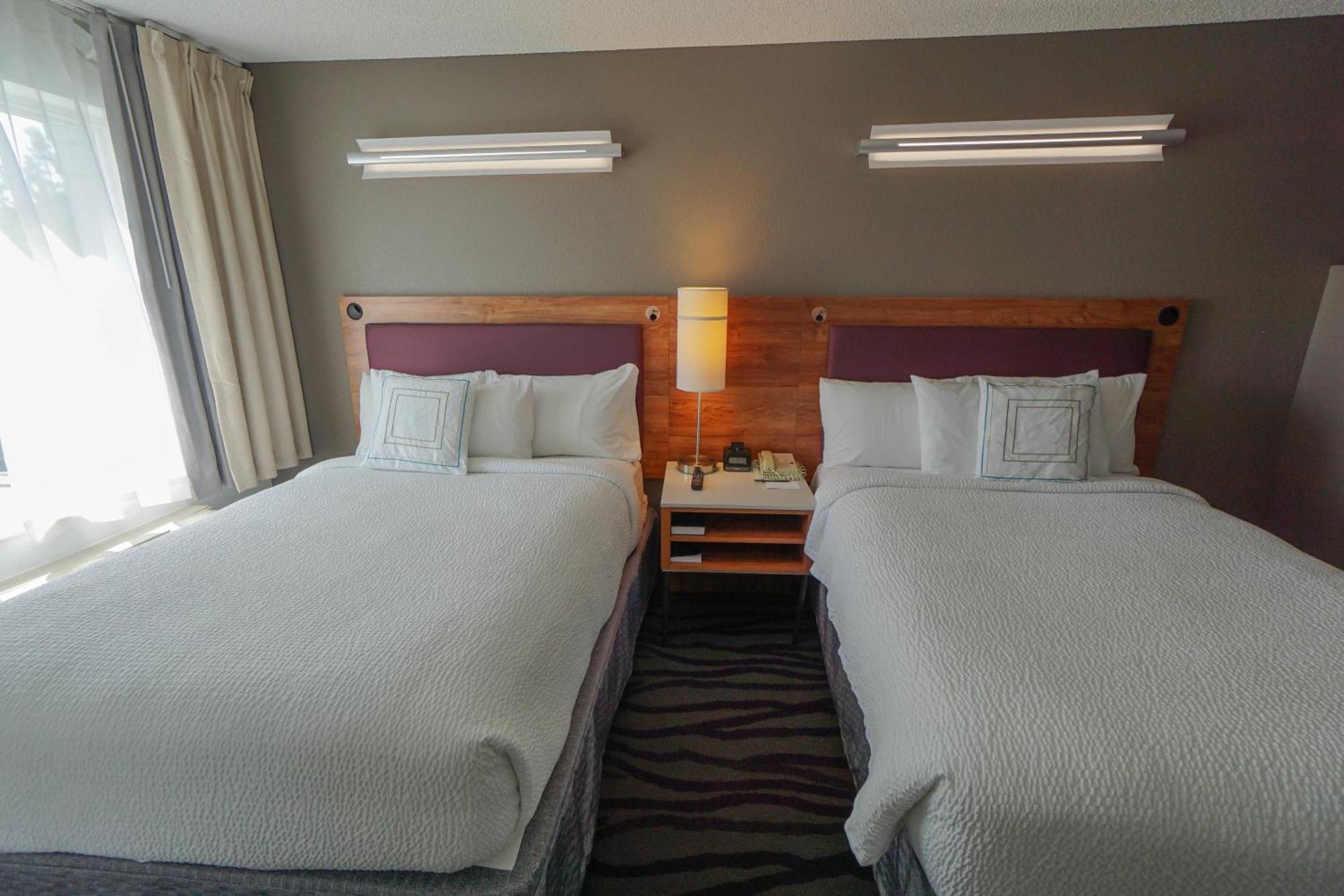 Springhill Suites By Marriott Savannah Midtown Екстериор снимка