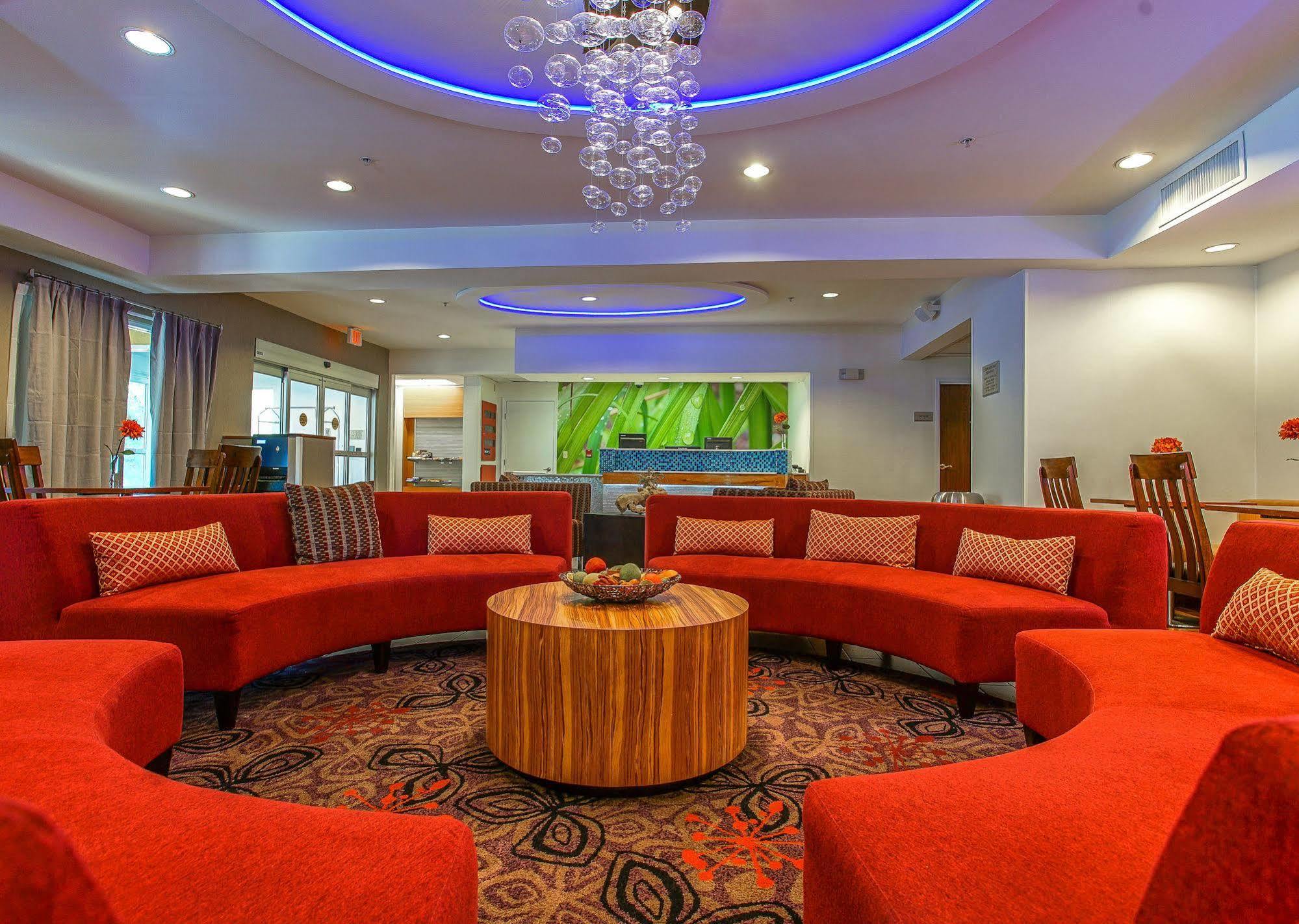 Springhill Suites By Marriott Savannah Midtown Екстериор снимка