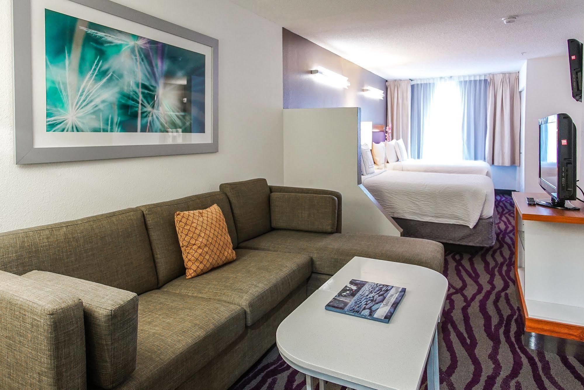 Springhill Suites By Marriott Savannah Midtown Екстериор снимка